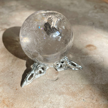 RAVEN SPHERE STAND - SILVER