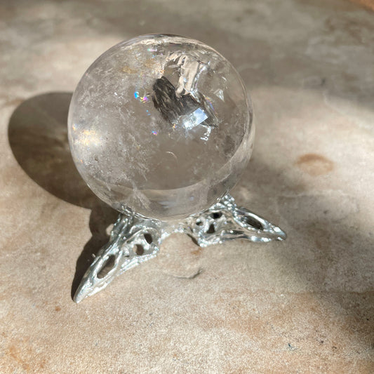 RAVEN SPHERE STAND - SILVER