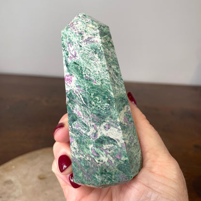 Ruby Fuchsite tower 11CM