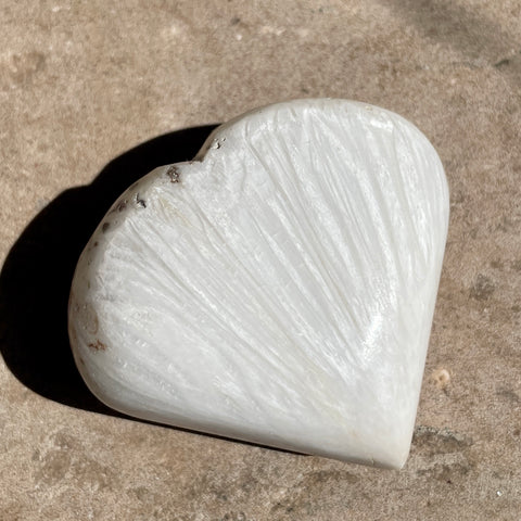 Scolecite Heart 5CM - SC10