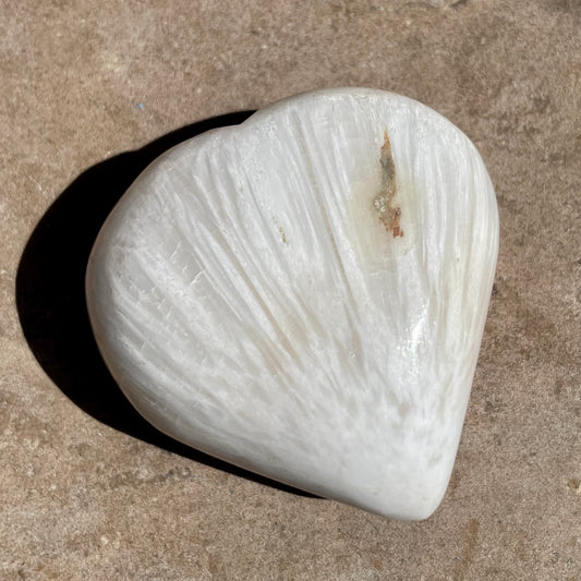 Scolecite Heart 5CM - SC8