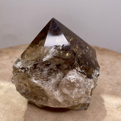 Smokey Quartz cut base 8CM