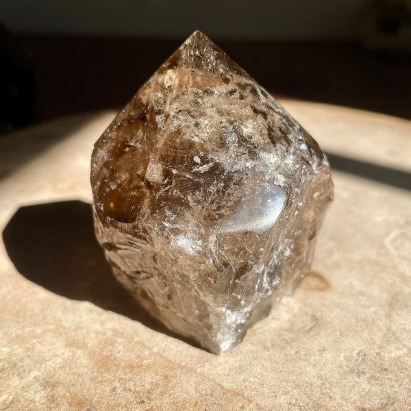 Smokey Quartz cut base point  7CM