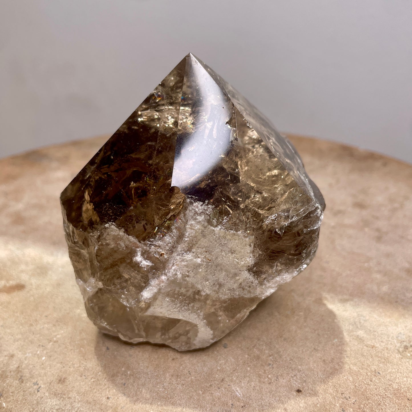Smokey Quartz cut base 8CM
