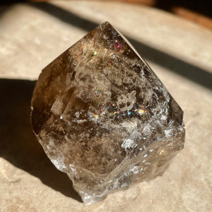 Smokey Quartz cut base point  7CM