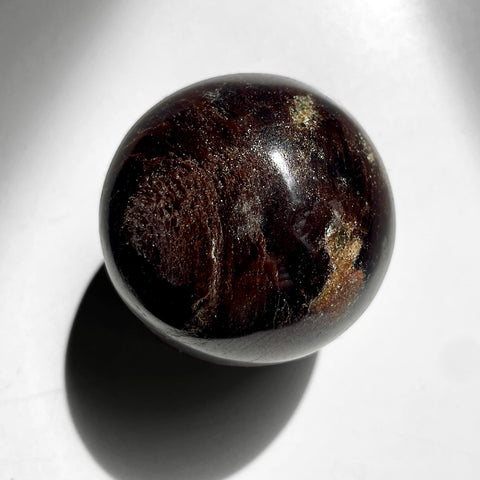 Garnet Star Sphere 4.5CM