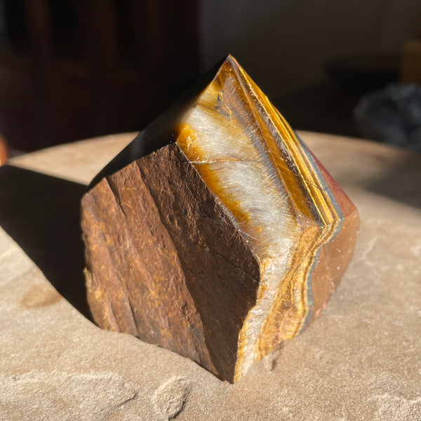 Tigers Eye point