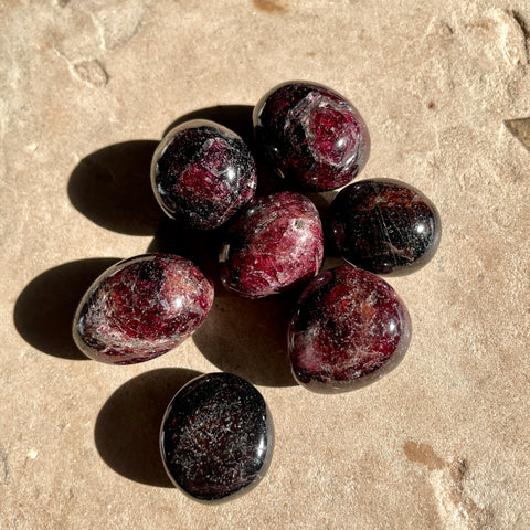 Garnet Tumble
