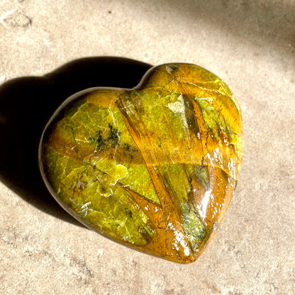 Green Kiwi Opal Heart 7.5CM