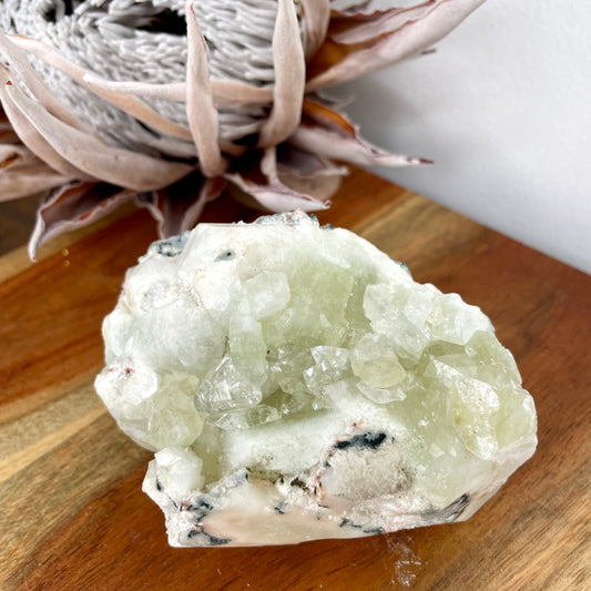 Apophyllite green Cluster