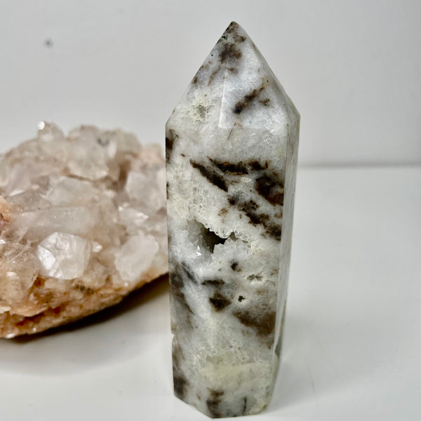 Sphalerite Tower with druzy 11cm