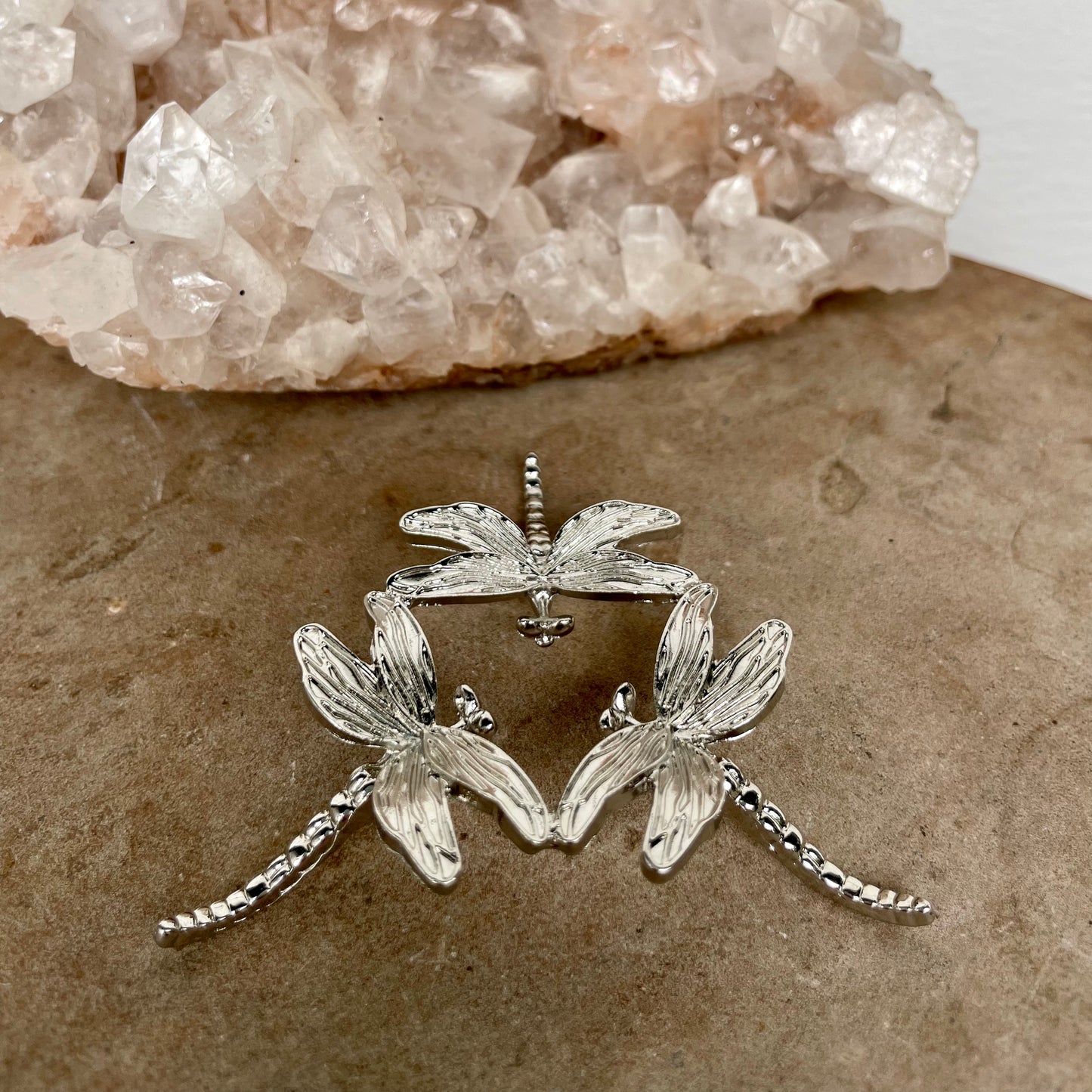 Dragonfly sphere stand - 3 colours available