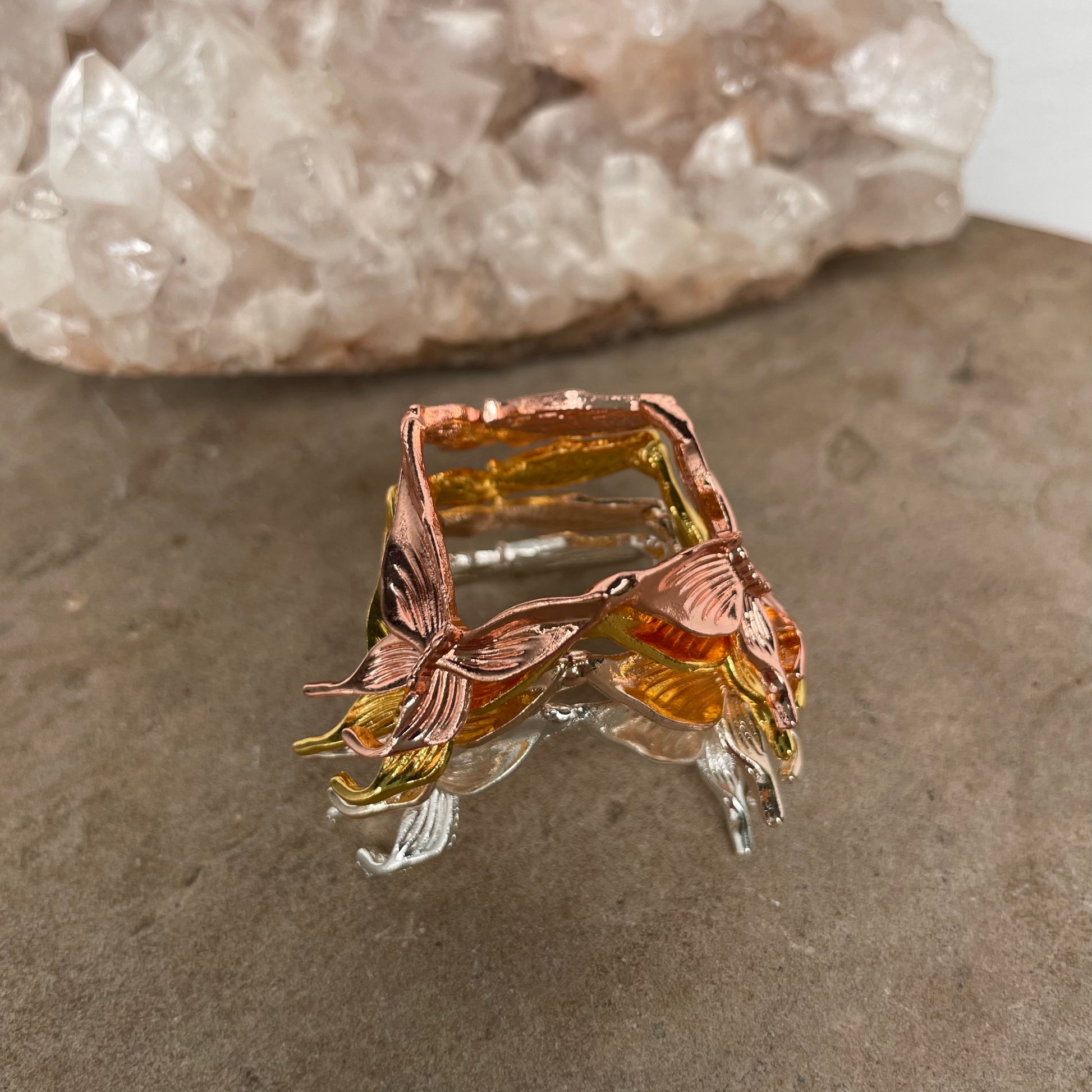 Butterfly sphere stand - 4 colours available