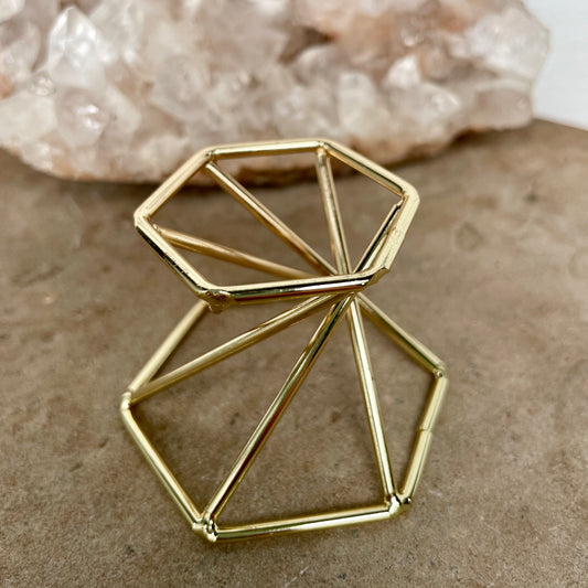 Geometric sphere stand - 3 colours available