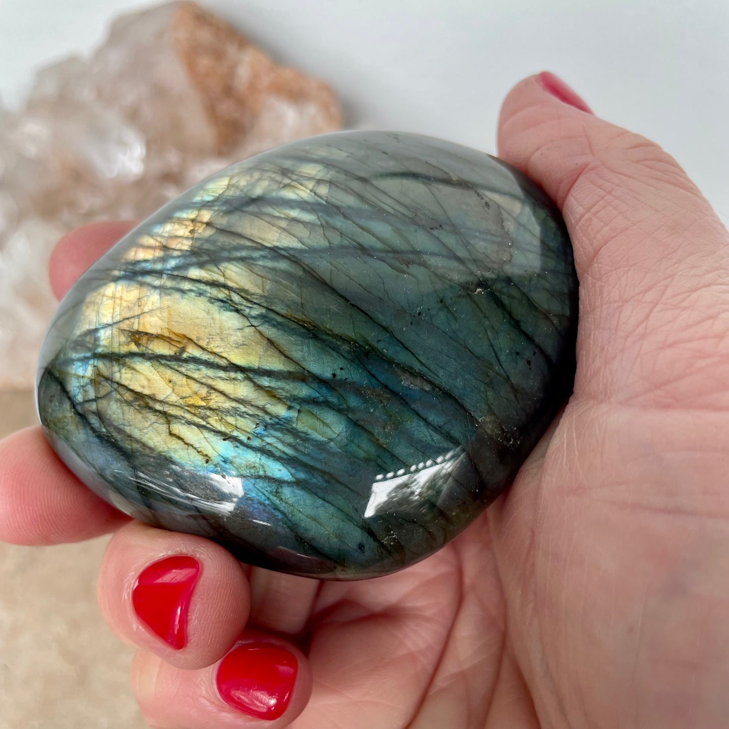 Labradorite Palm stone XL