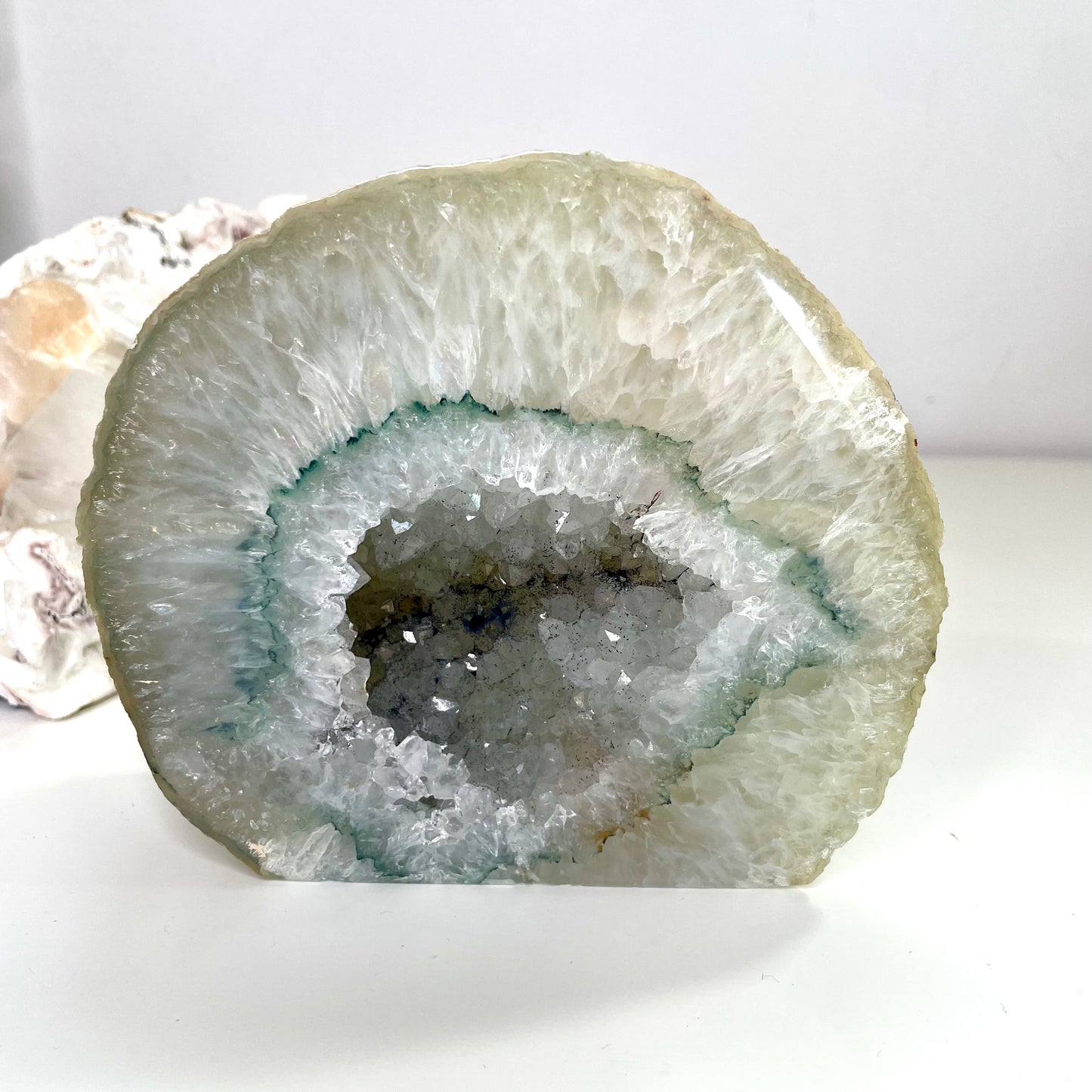 Brazilian Agate Geode - natural 1.183g