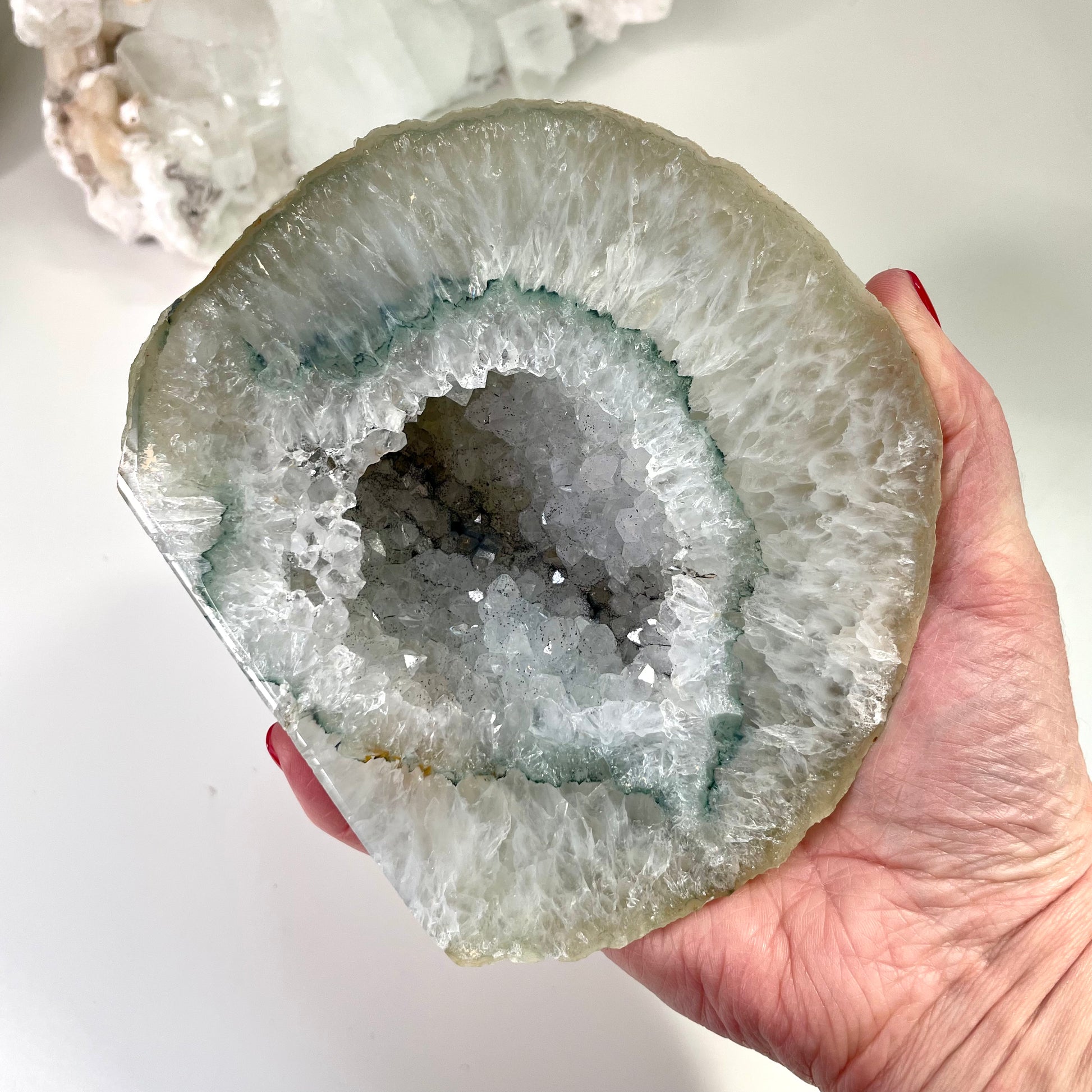 Brazilian Agate Geode - natural 1.183g