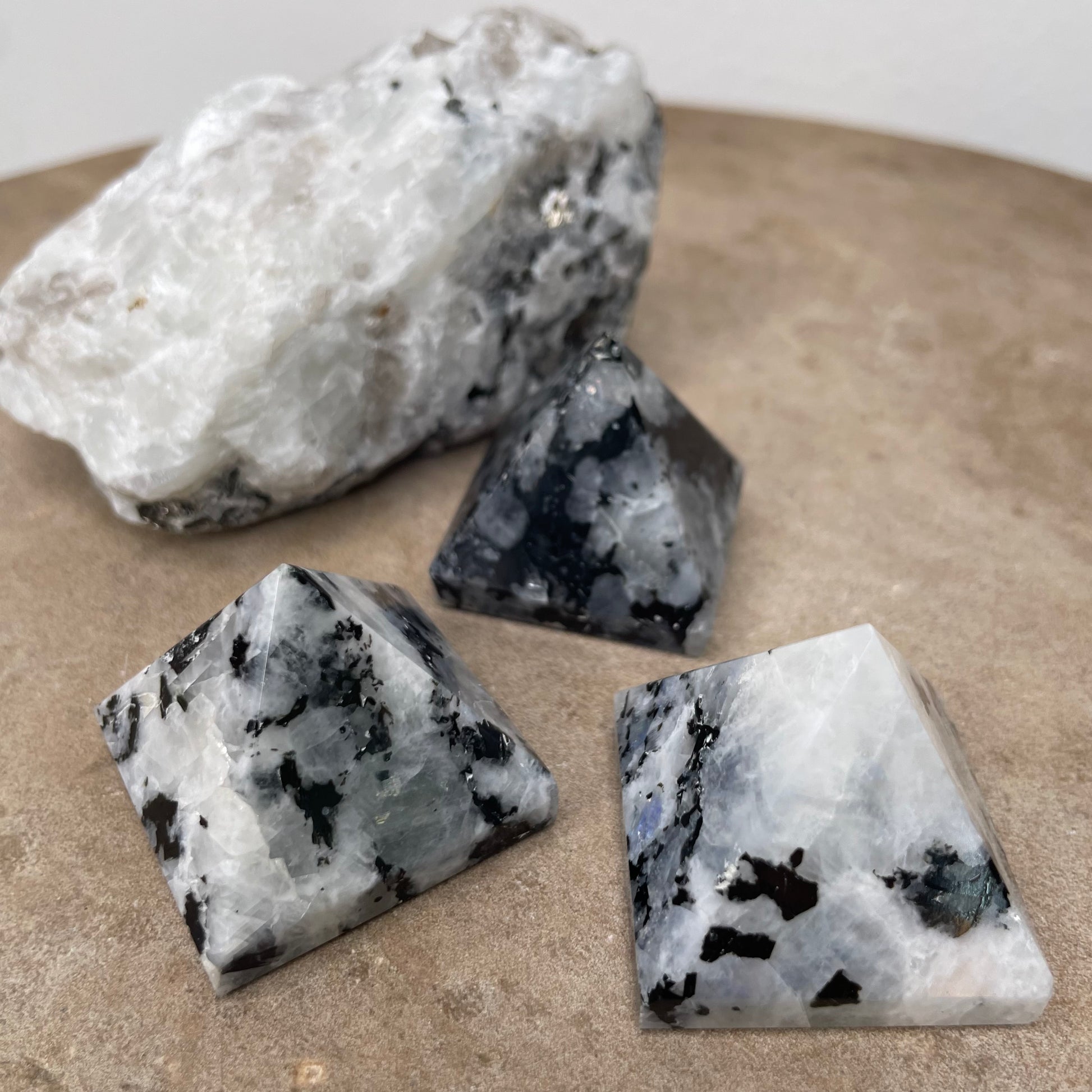 Rainbow Moonstone Pyramid 3cm