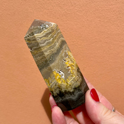 Bumble Bee Jasper Tower 9CM