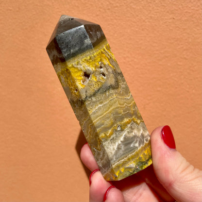 Bumble Bee Jasper Tower 9CM