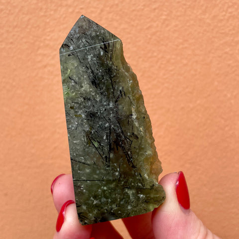 Prehnite tower 7cm