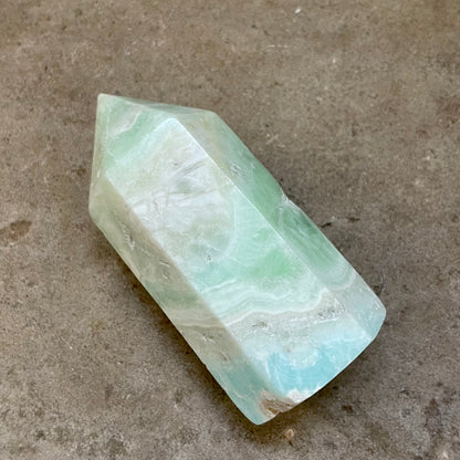 Caribbean Calcite Tower 7cm