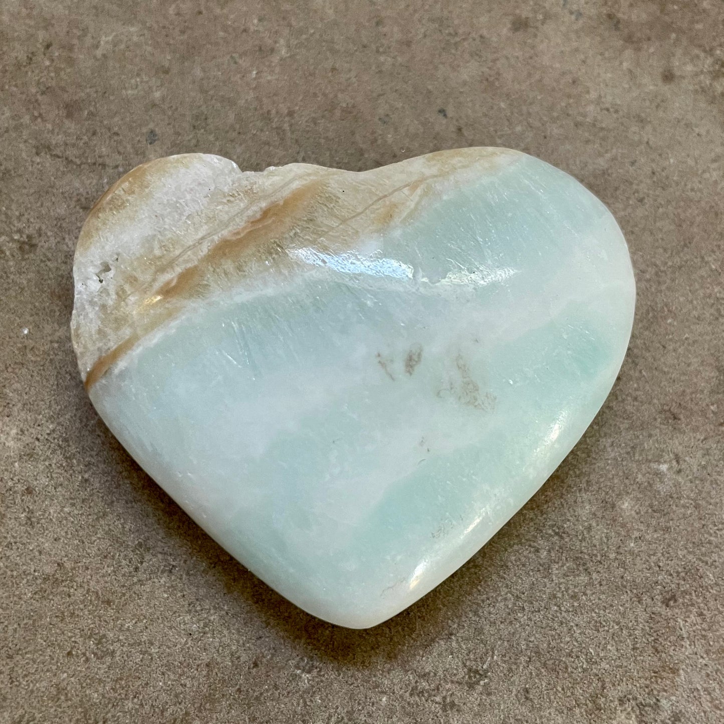 Caribbean Calcite heart 6cm