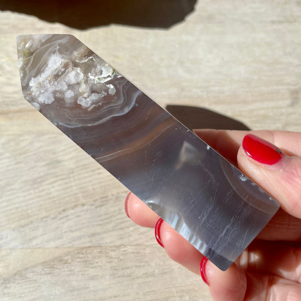 Flower Agate Dark Tower 10CM
