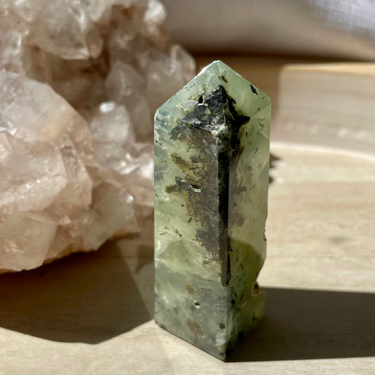 Prehnite tower 6CM