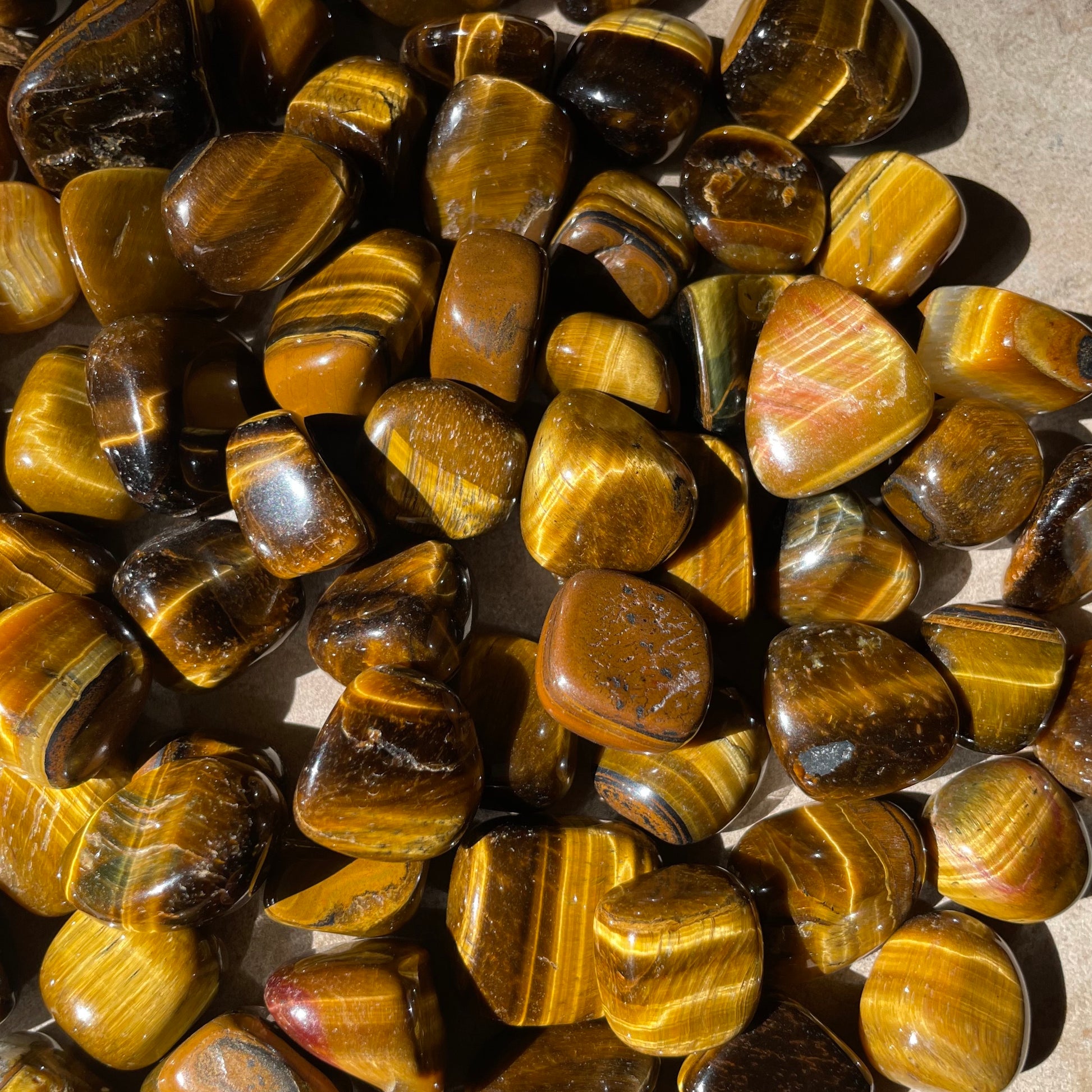 Tigers eye tumble - small