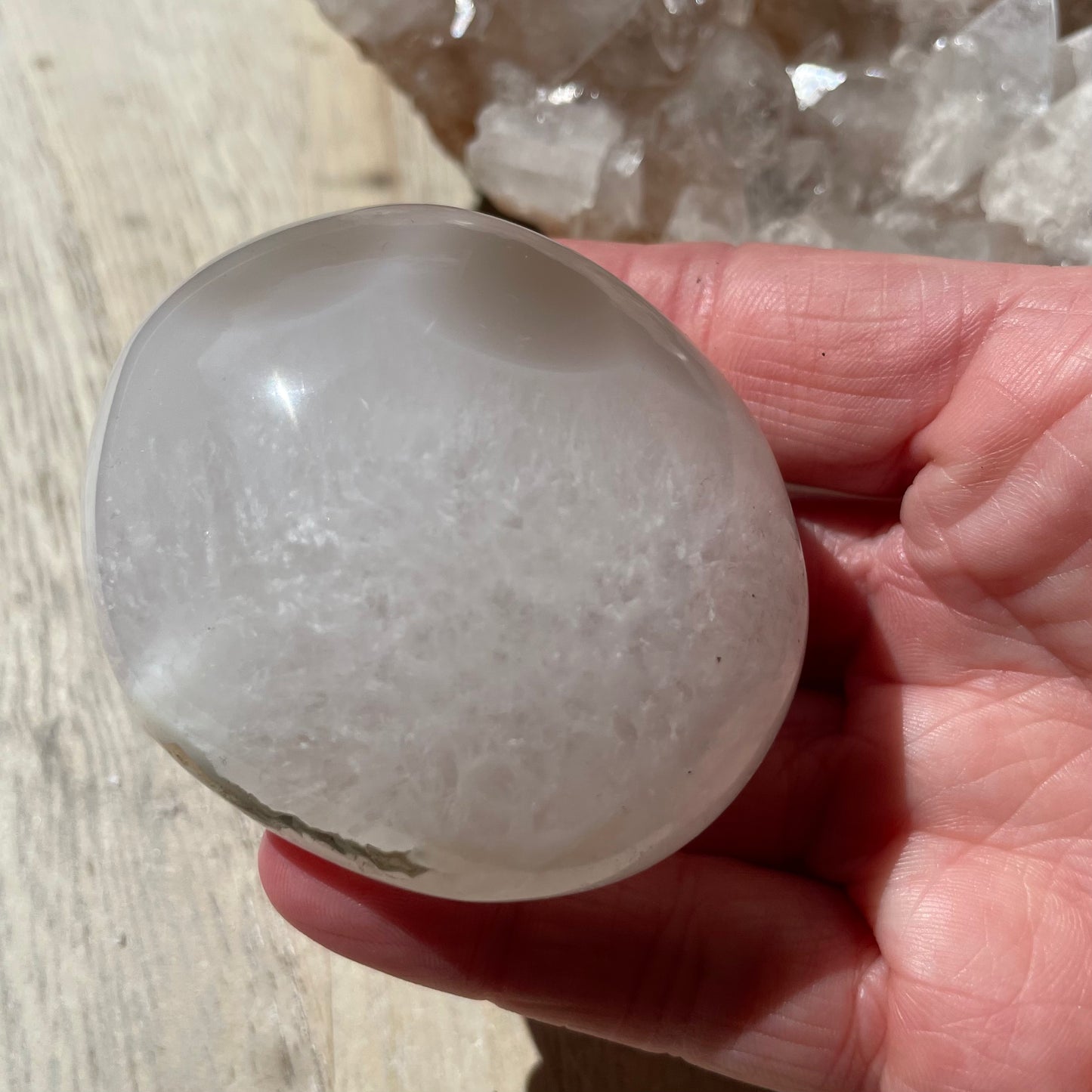 Orca Agate palm stone LG