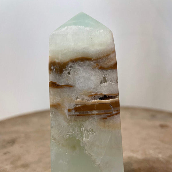 Caribbean calcite tower 9.5cm