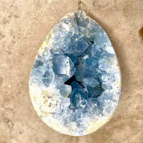 Celestite cluster